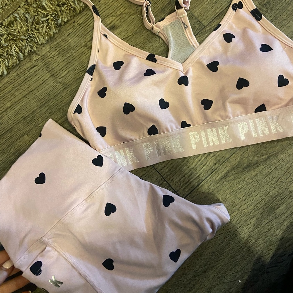 Victoria secret Pink heart  yoga set